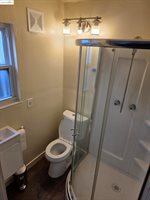 9821 E St, Oakland, CA 94503