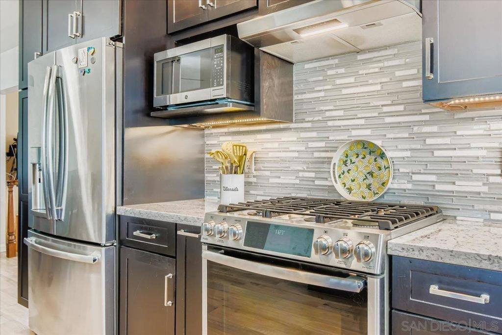 4242 Appleton St, San Diego, CA 92117