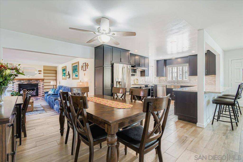 4242 Appleton St, San Diego, CA 92117