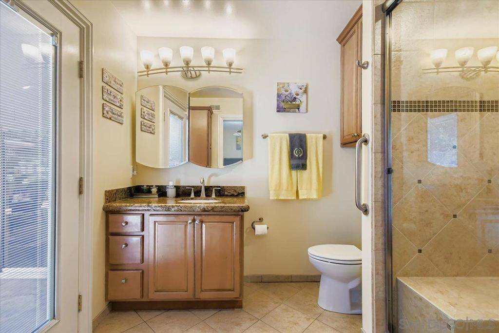 4242 Appleton St, San Diego, CA 92117