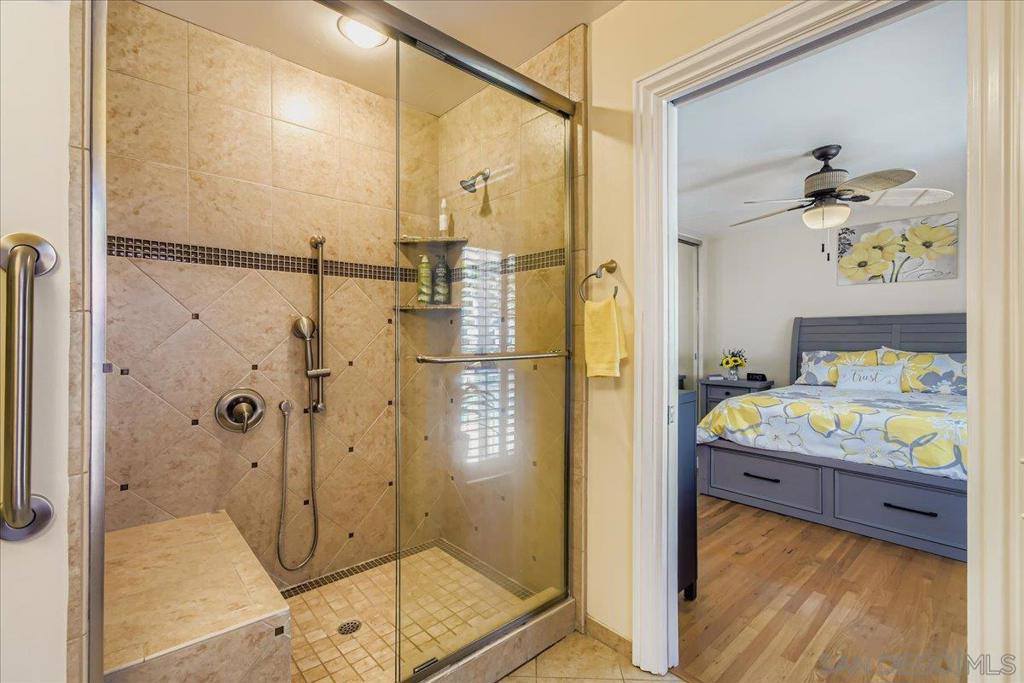 4242 Appleton St, San Diego, CA 92117