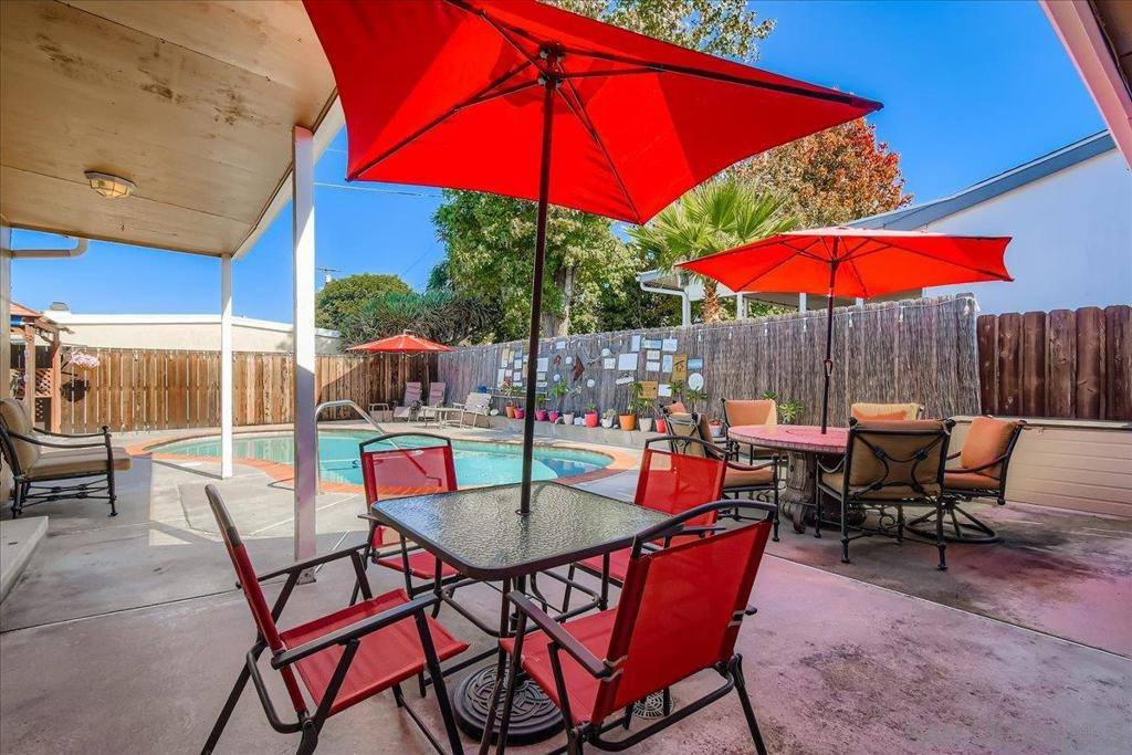 4242 Appleton St, San Diego, CA 92117