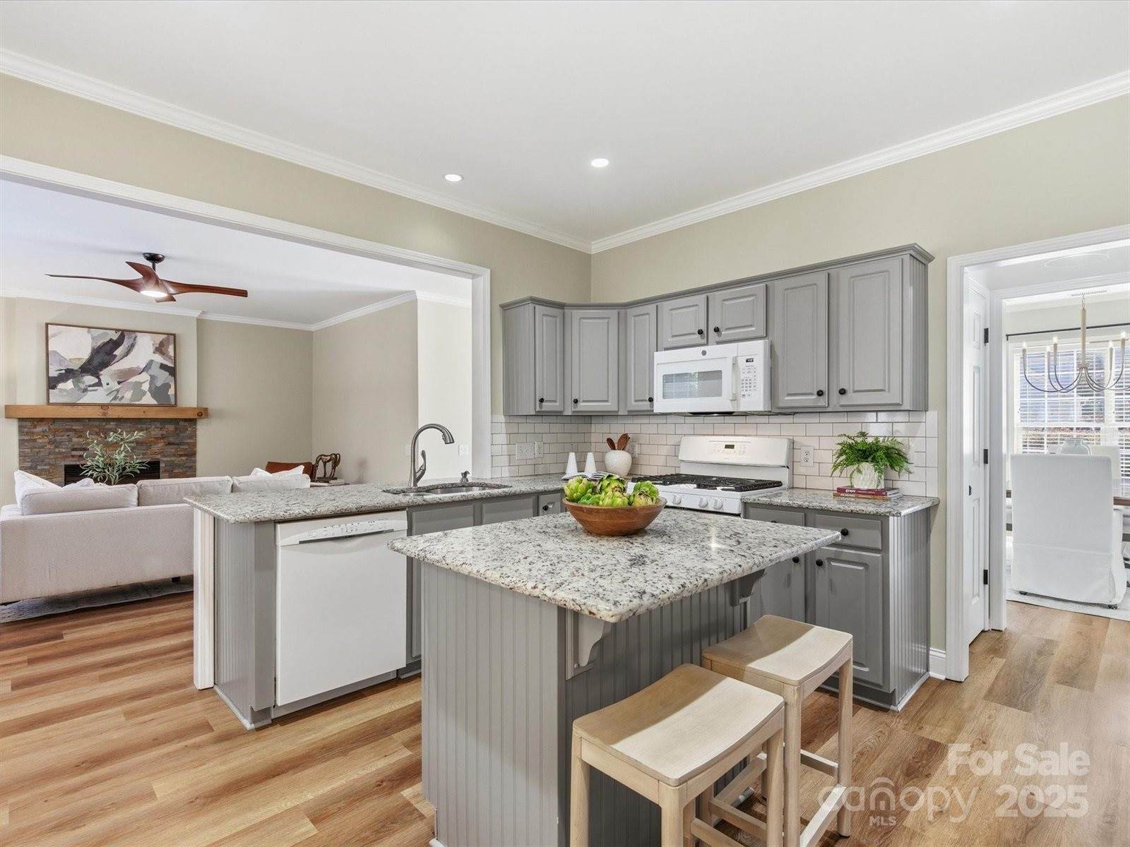 2522 Beacon Forest Drive, Charlotte, NC 28270