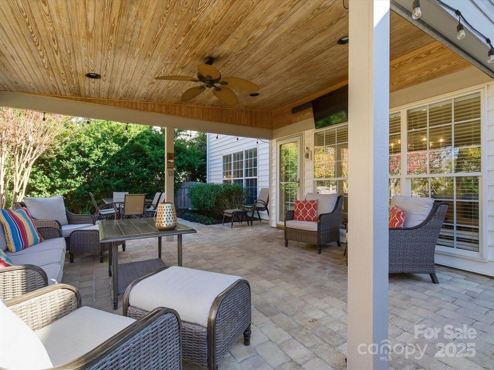 2522 Beacon Forest Drive, Charlotte, NC 28270