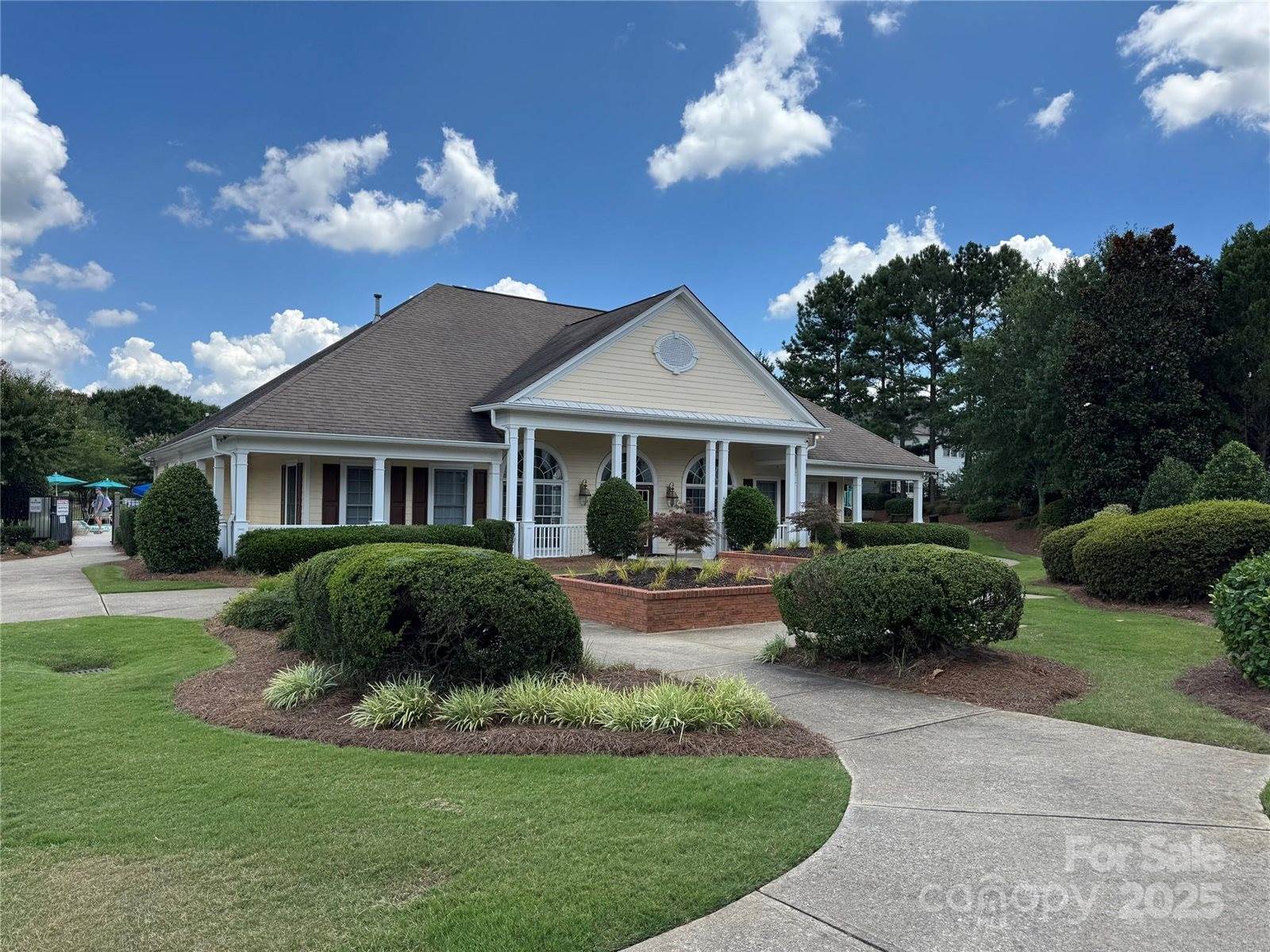 2522 Beacon Forest Drive, Charlotte, NC 28270