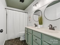 2522 Beacon Forest Drive, Charlotte, NC 28270