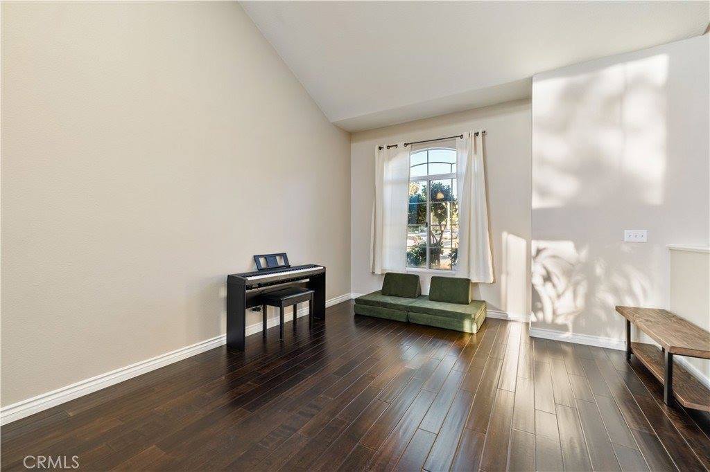 14378 Cascade Court, Canyon Country, CA 91387
