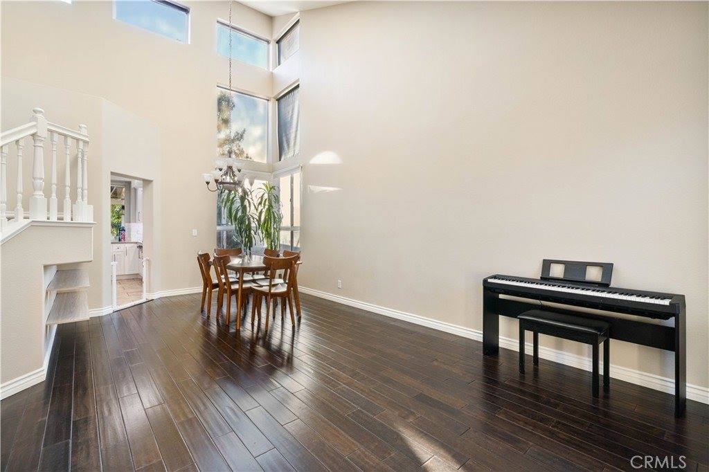 14378 Cascade Court, Canyon Country, CA 91387