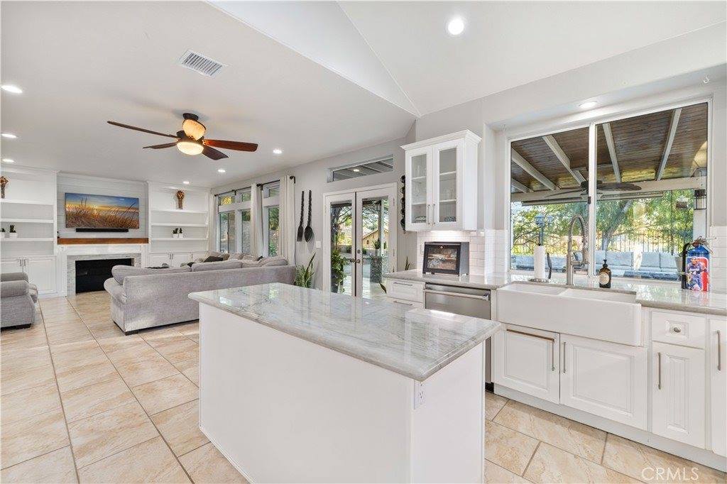 14378 Cascade Court, Canyon Country, CA 91387