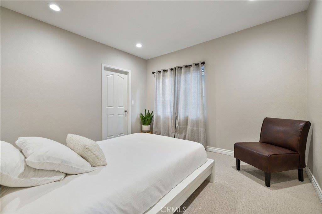 14378 Cascade Court, Canyon Country, CA 91387