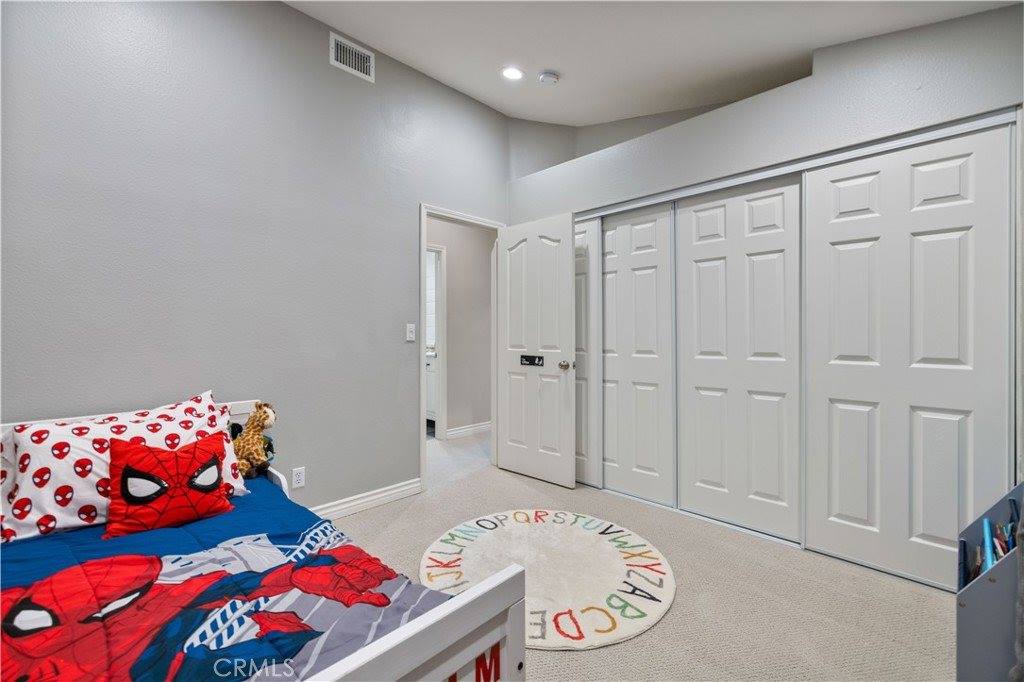 14378 Cascade Court, Canyon Country, CA 91387