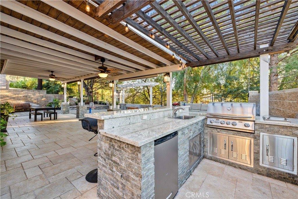 14378 Cascade Court, Canyon Country, CA 91387