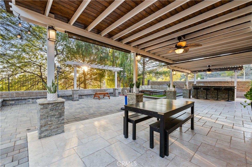 14378 Cascade Court, Canyon Country, CA 91387