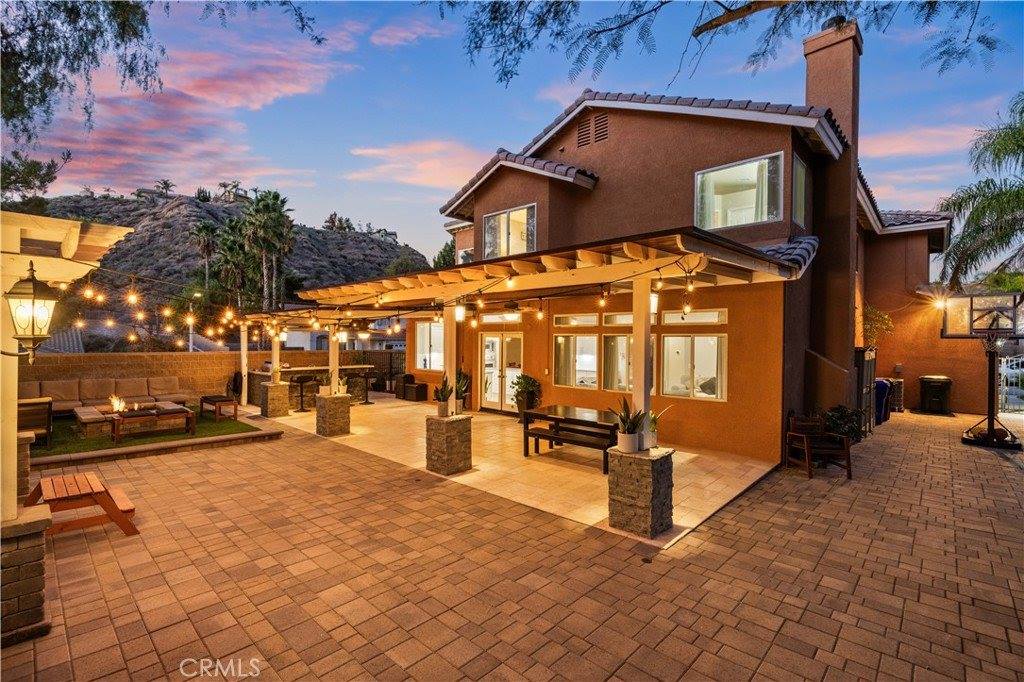 14378 Cascade Court, Canyon Country, CA 91387