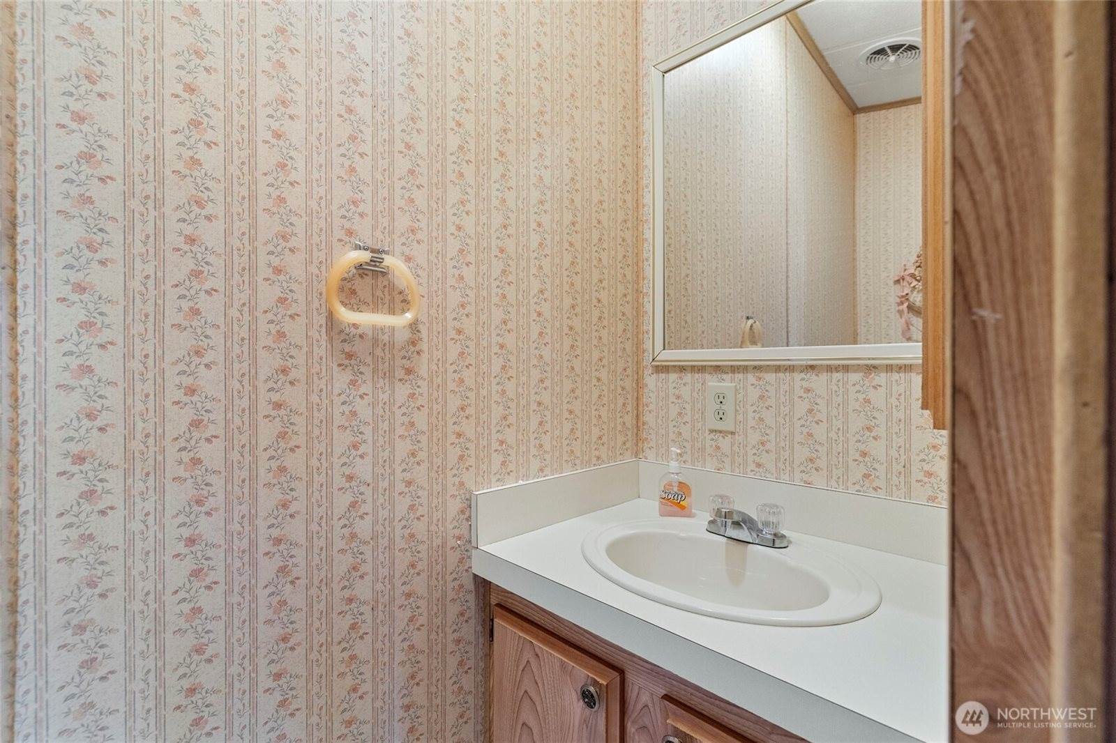 1008 Warner Street, Sedro Woolley, WA 98284