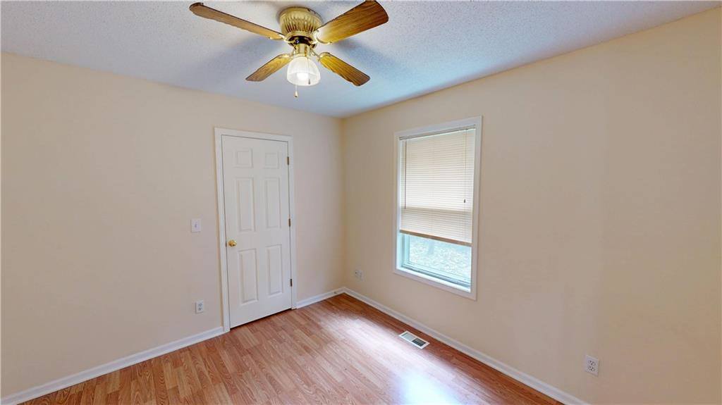 409 Sheidley Avenue, Bonner Springs, KS 66012