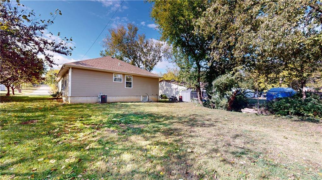 409 Sheidley Avenue, Bonner Springs, KS 66012