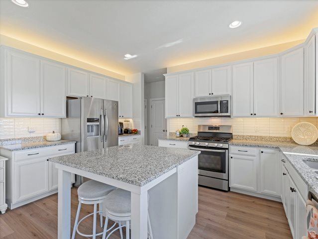 169 East Bliss Dr, Saratoga Springs, UT 84045