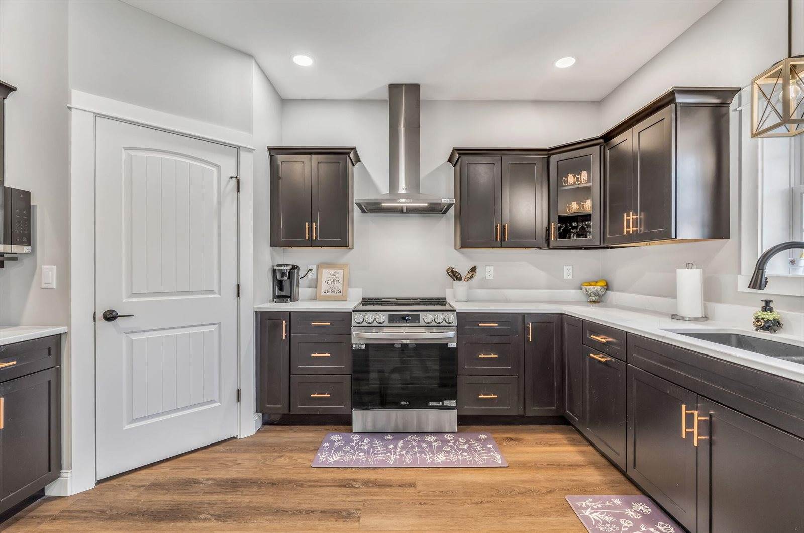 81 Fowler Road, Hampden, ME 04444