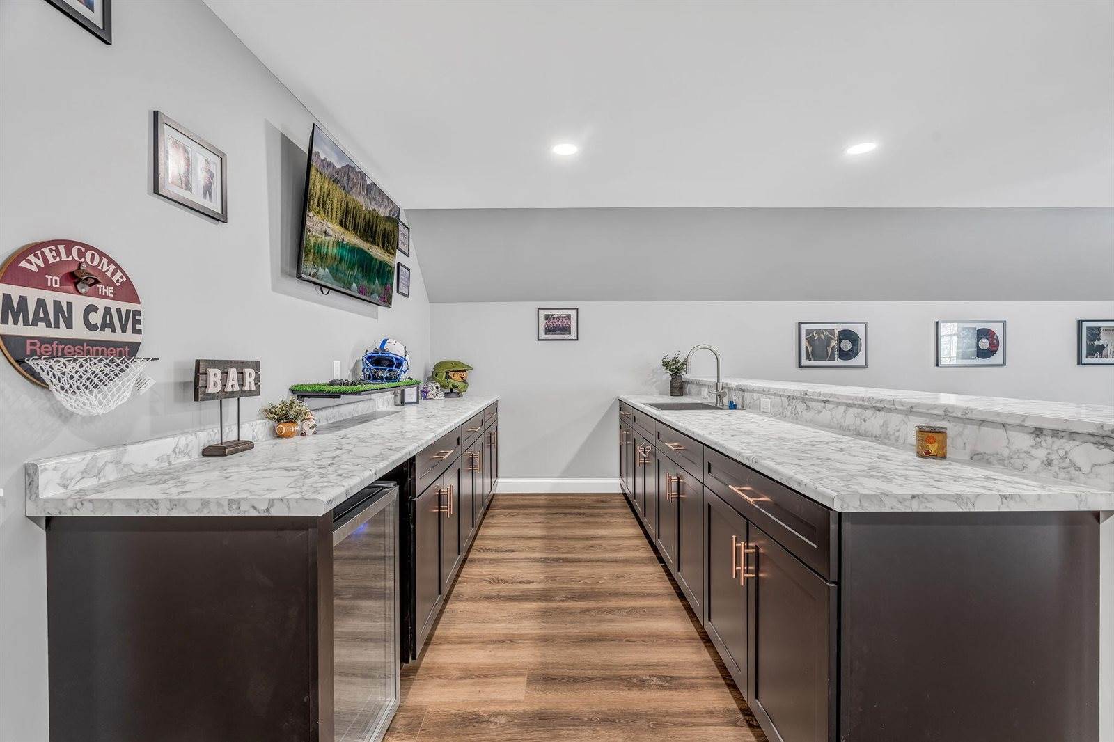 81 Fowler Road, Hampden, ME 04444