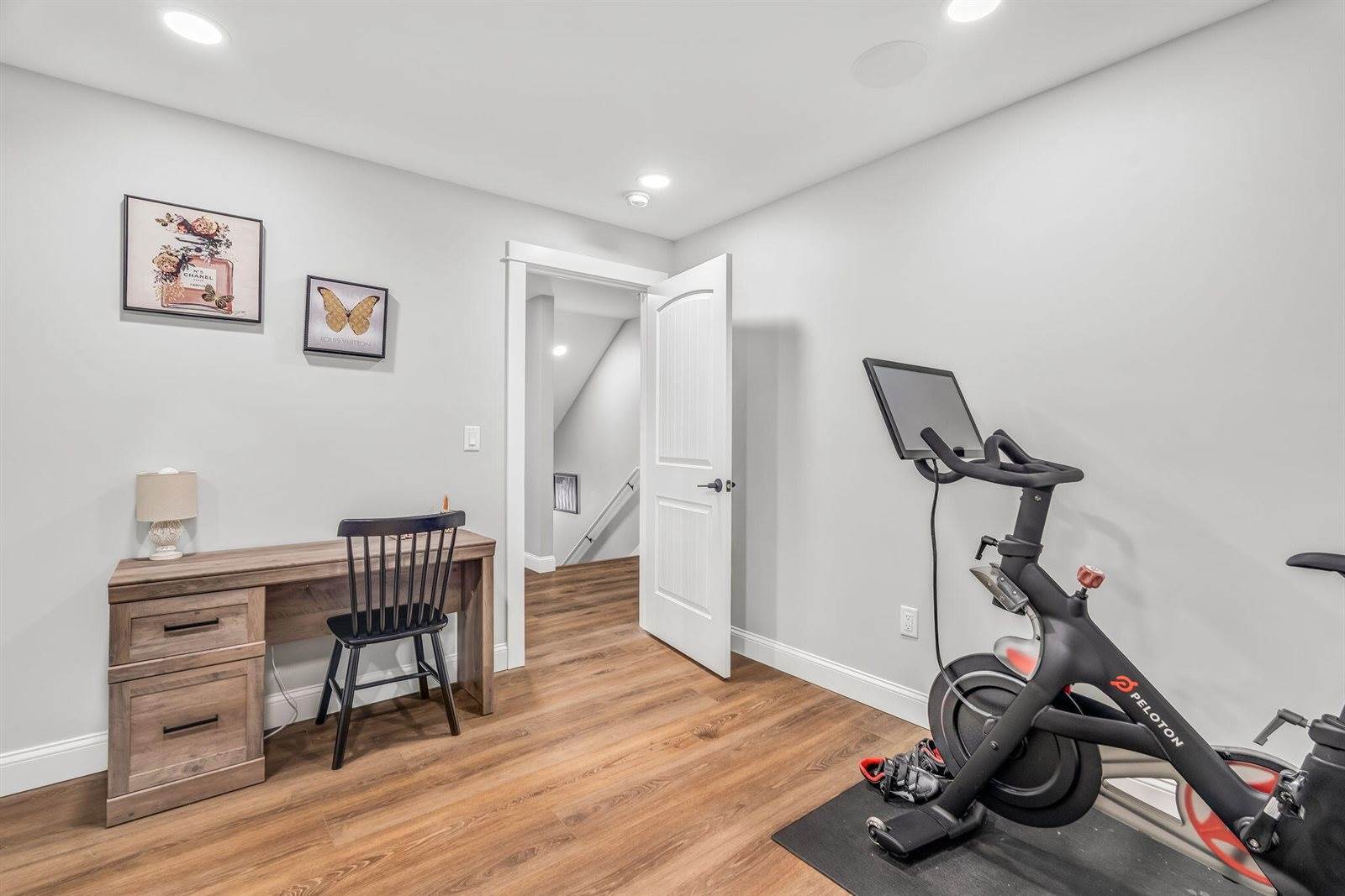 81 Fowler Road, Hampden, ME 04444