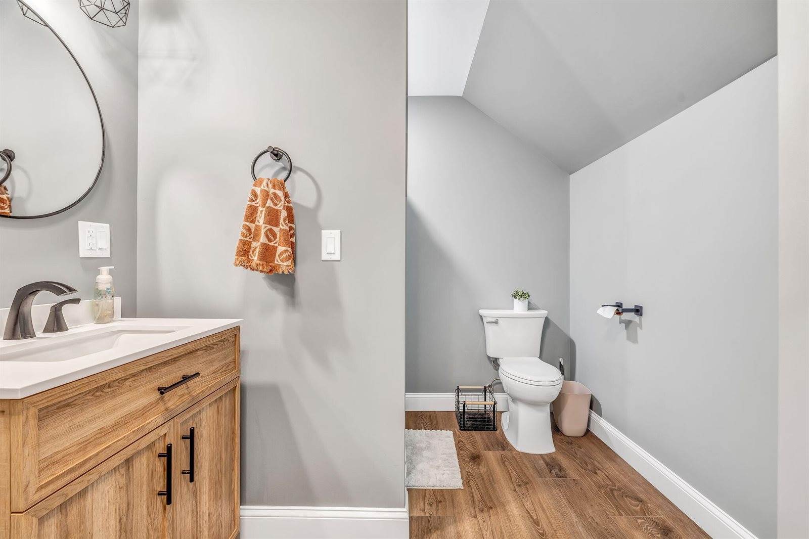 81 Fowler Road, Hampden, ME 04444