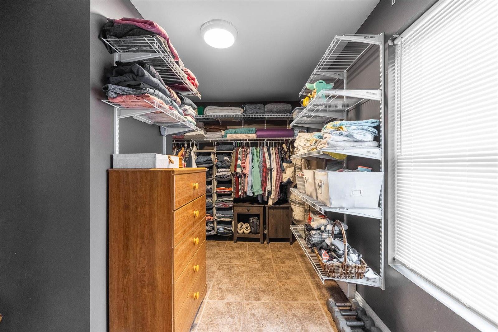 2 Chapel Road, Orono, ME 04473