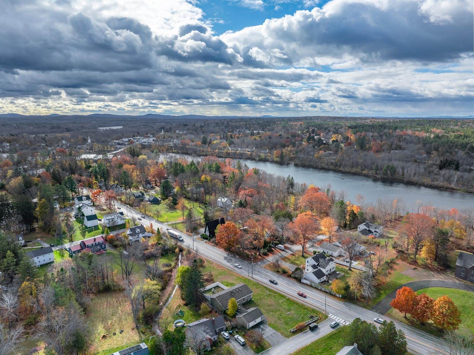 2 Chapel Road, Orono, ME 04473