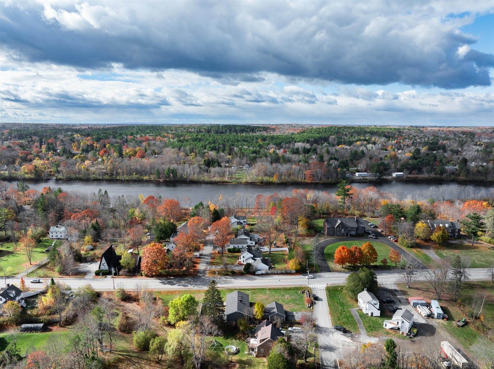 2 Chapel Road, Orono, ME 04473