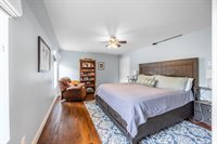 2 Chapel Road, Orono, ME 04473