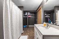 2 Chapel Road, Orono, ME 04473