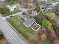 2 Chapel Road, Orono, ME 04473