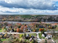 2 Chapel Road, Orono, ME 04473