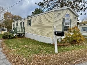 1 Shadow Lane, Holden, ME 04429