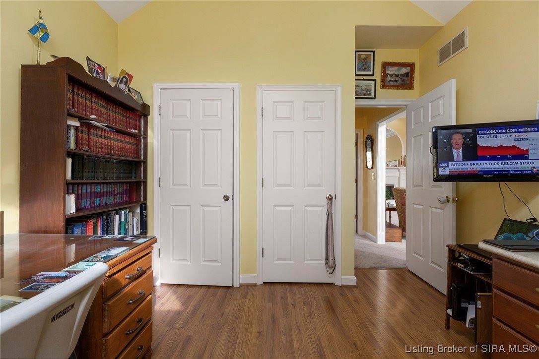 3046 Cobblers Crossing Road, New Albany, IN 47150