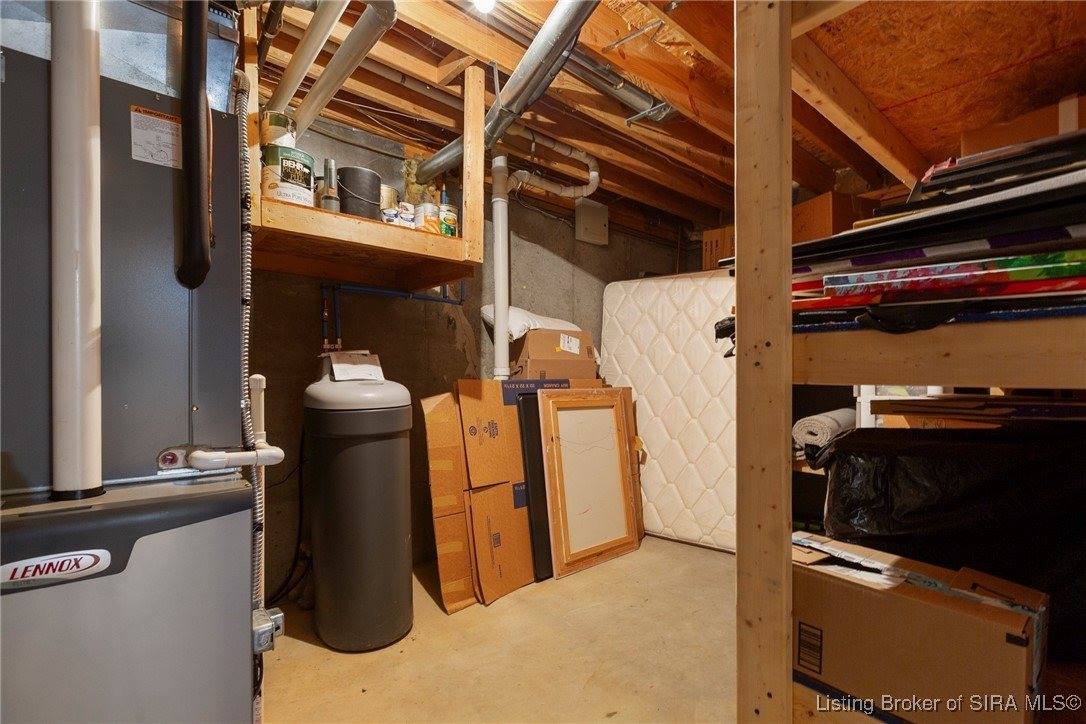 3046 Cobblers Crossing Road, New Albany, IN 47150