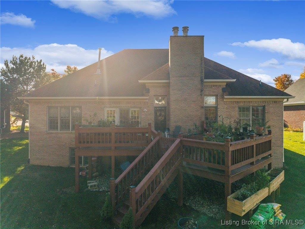 3046 Cobblers Crossing Road, New Albany, IN 47150