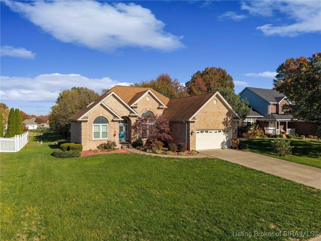 3046 Cobblers Crossing Road, New Albany, IN 47150