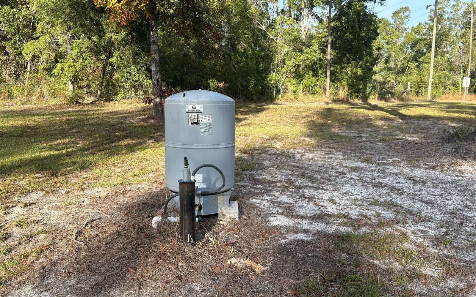 544 SW Kentucky Street, Fort White, FL 32038