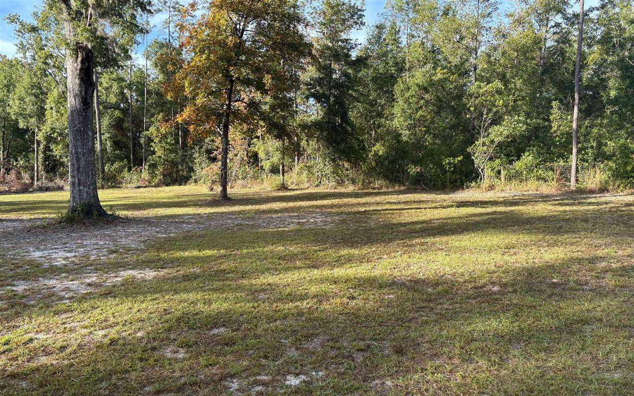 544 SW Kentucky Street, Fort White, FL 32038