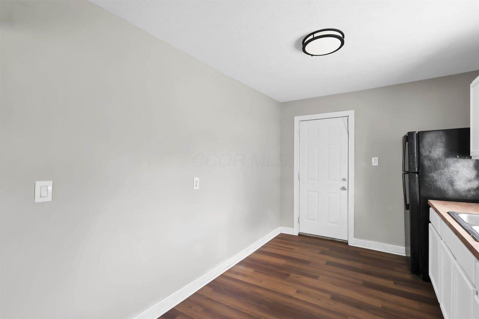 264 Woodlawn Avenue, Columbus, OH 43228