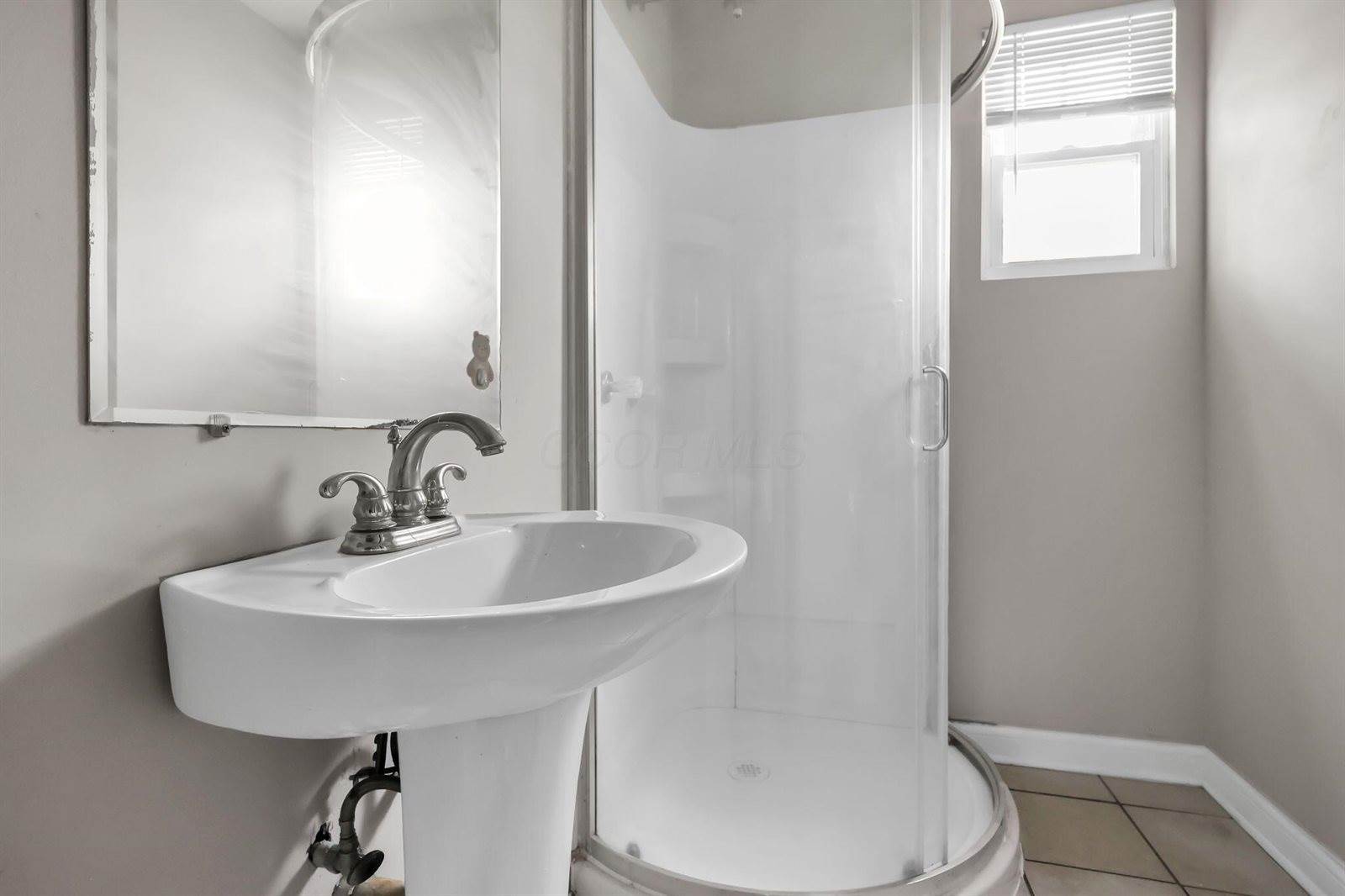 264 Woodlawn Avenue, Columbus, OH 43228