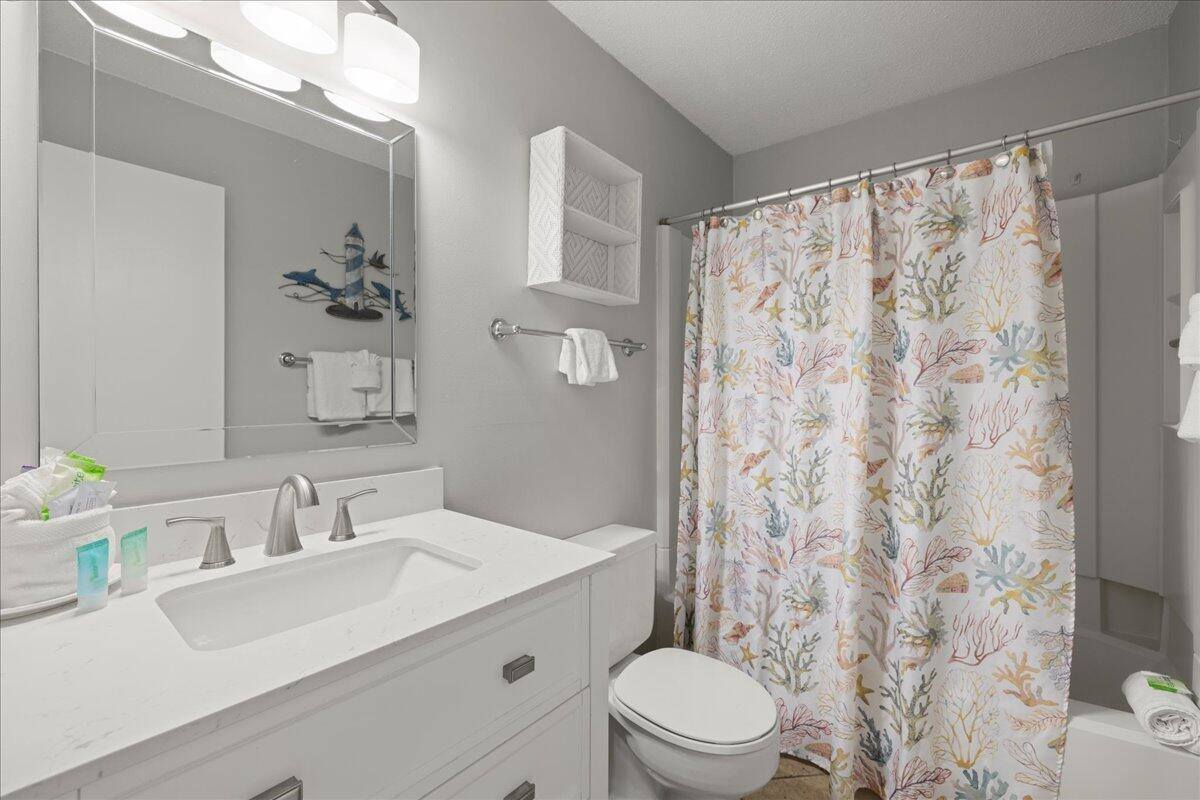 1030 Hwy 98, #202D, Destin, FL 32541