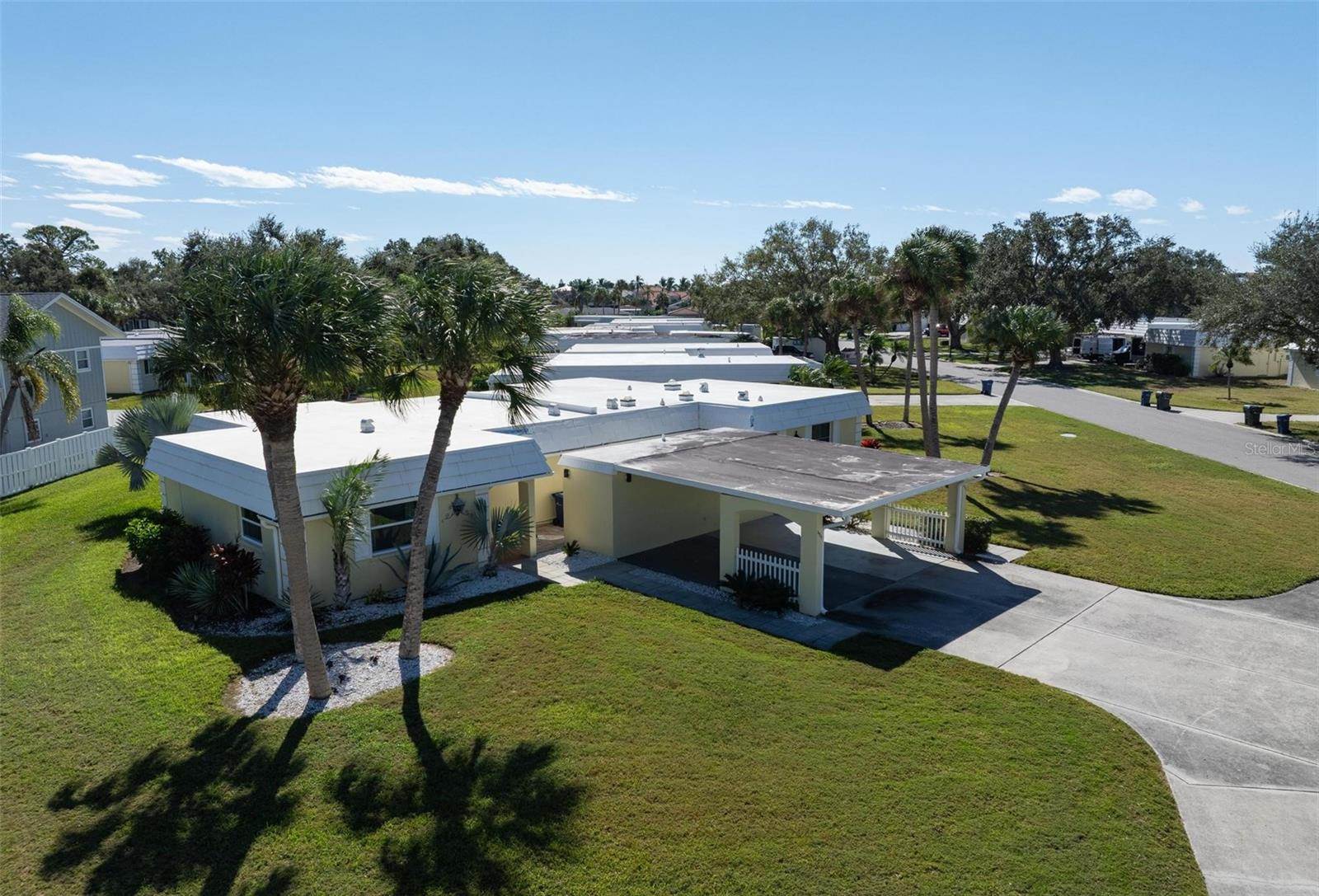 5903 Tidewood Avenue, Sarasota, FL 34231