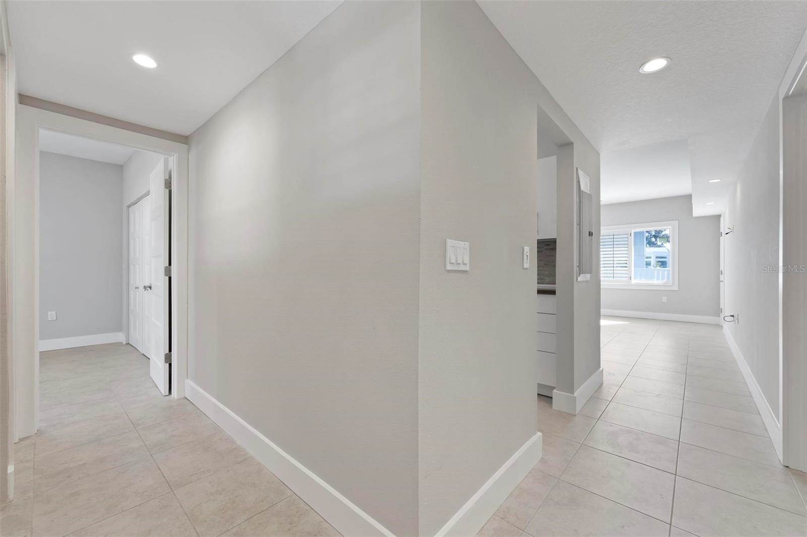 5903 Tidewood Avenue, Sarasota, FL 34231