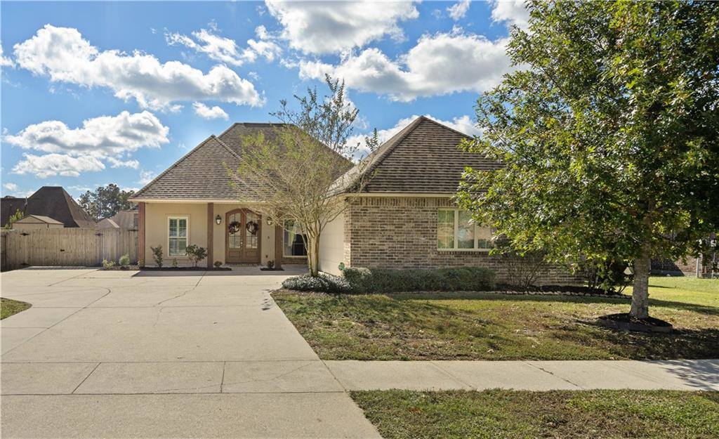 23616 Big Branch Drive, Ponchatoula, LA 70454