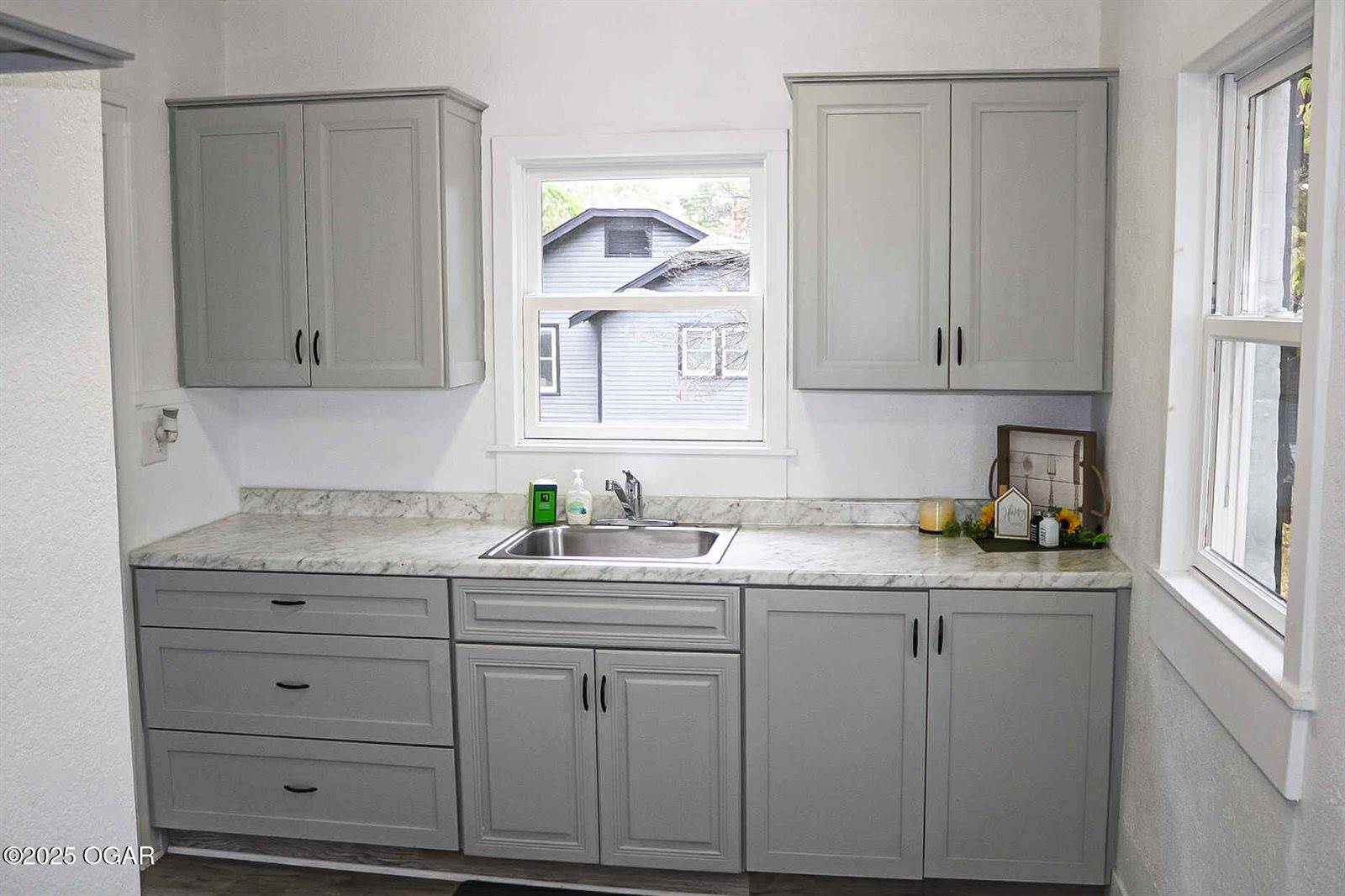 521 Oakridge Drive, Neosho, MO 64850