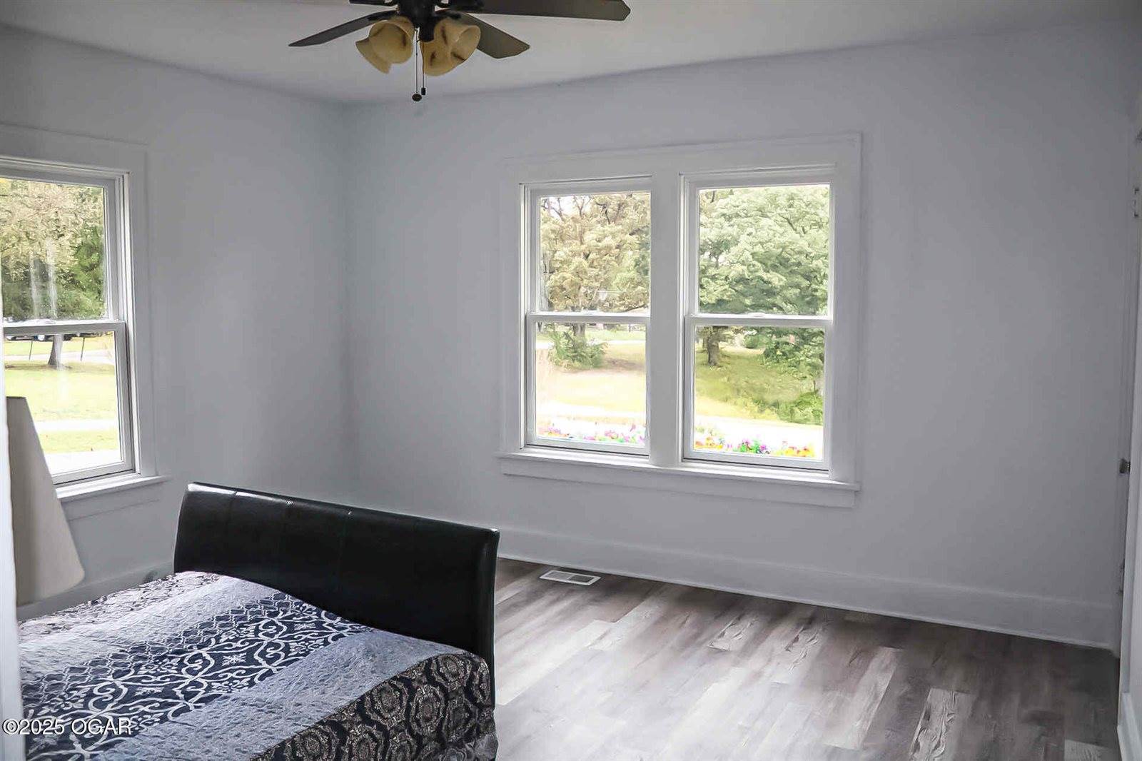 521 Oakridge Drive, Neosho, MO 64850