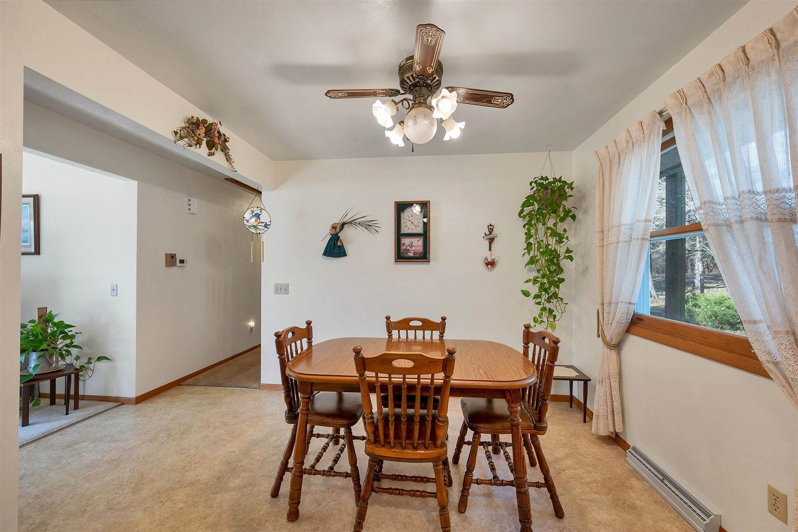 W3488 Center Valley Road, Appleton, WI 54913