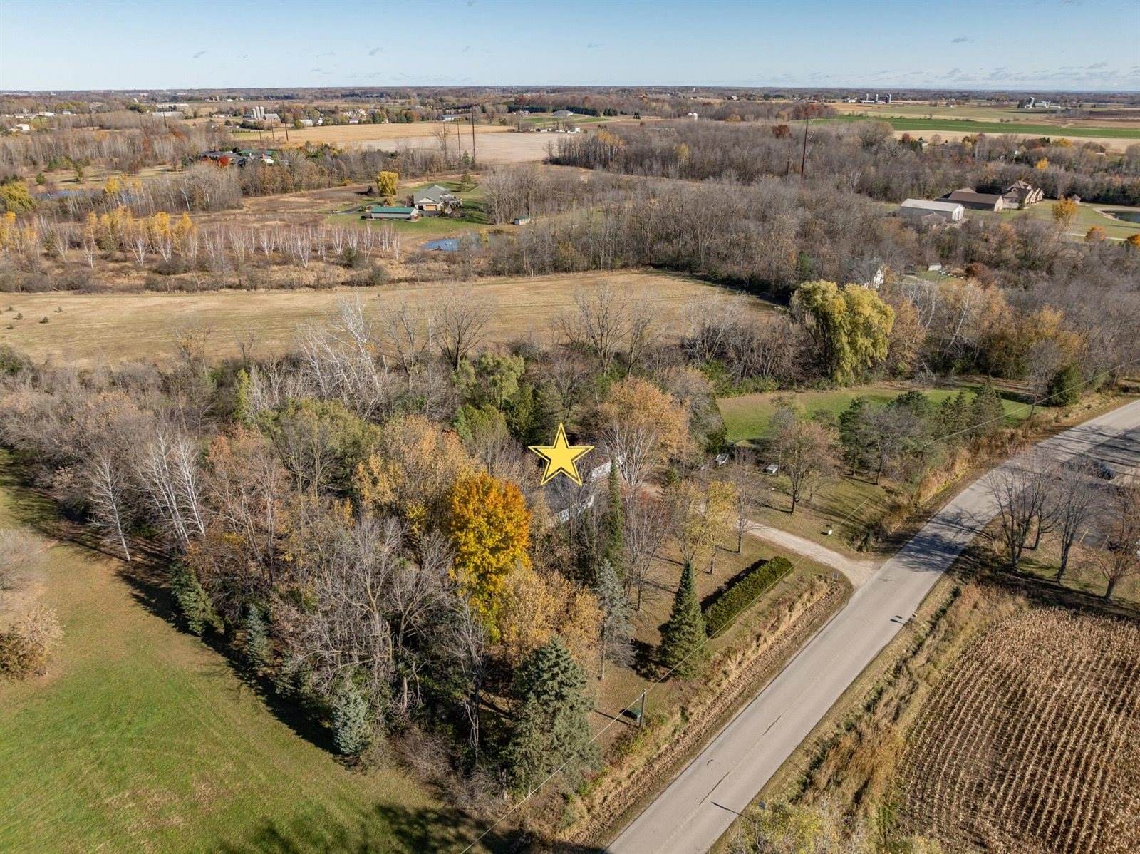 W3488 Center Valley Road, Appleton, WI 54913